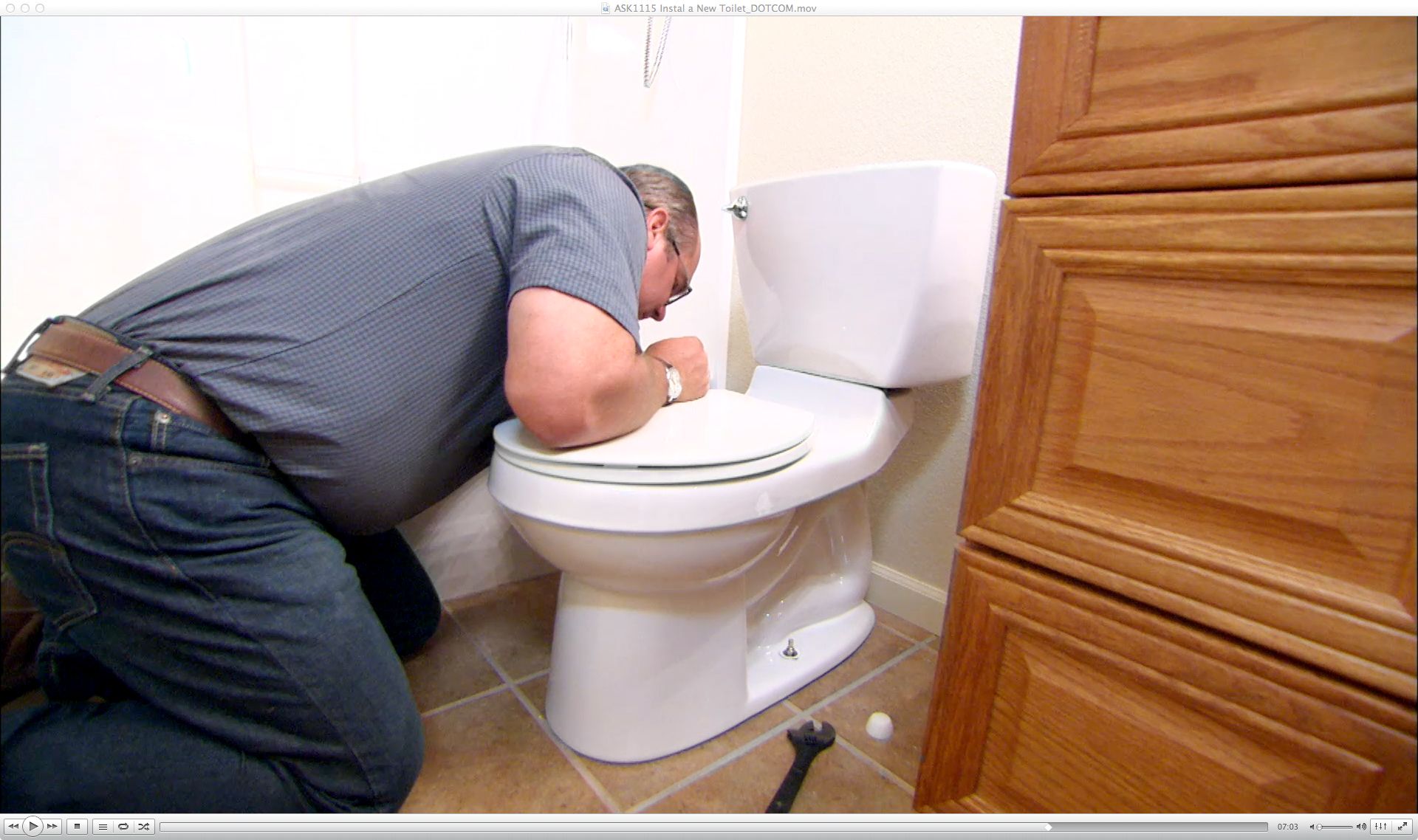 Niğde’de Banyo Gideri Tıkanıklığı Açma Hizmeti